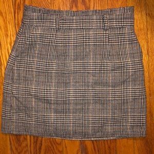 Size small, Mini, high waisted plaid skirt
